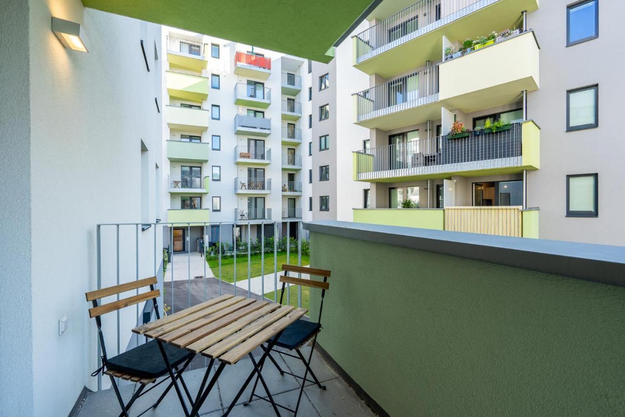 Vienna City And Spa - Modern Apartments Next To Therme Wien & 15 Minutes To The City Center Exterior foto